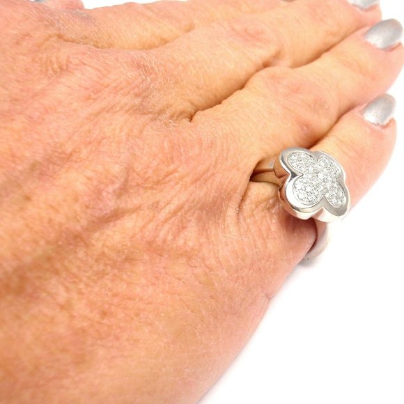 Authentic! VAN CLEEF & ARPELS VCA 18k White Gold Diamond Pure Alhambra Ring - Picture 9 of 10